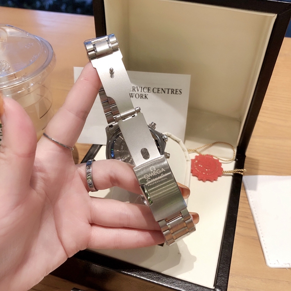 ブランド時計素材ディテール